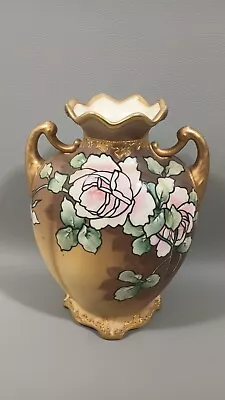 M Nippon Moriage Gilt Vase • $9.99