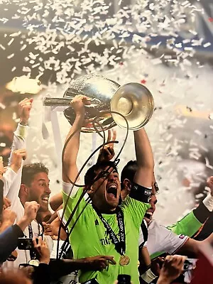 Iker Casillas Signed 12x8 Inch Photo Photograph Autograph • £3.99