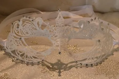 £11.75 • Buy White Masquerade Mask & Diamanté Masked Ball Valentine Weddings Halloween Proms