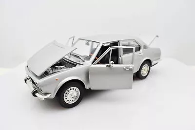 Model Rally Scale 1:24 Alfa Romeo Alfetta Corsa Burago Diecast Collection • £70.50