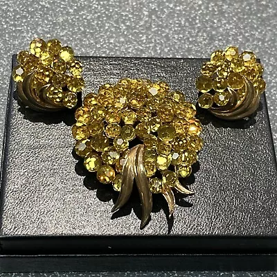 Crown Trifari Clip On Earrings And Brooch Set Stunning Yellow And Gold Tones Vtg • $89.70