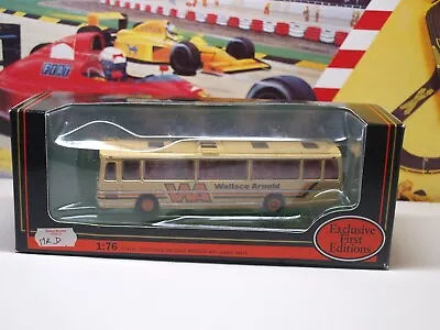 £11.99 • Buy Efe / Gilbow - Plaxton Elite Coach Wallace Arnold  - 1/76 Scale / 00 Gauge 15710