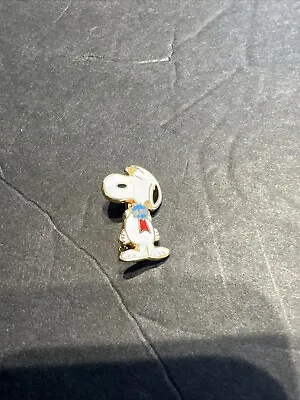 Snoopy Hero Lapel Pin Vintage Aviva.  Lot -127 • $14.99