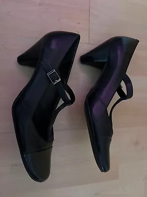 Clarks Ladies - Smart T-Bar Shoes - Size 6.5 • £3.99