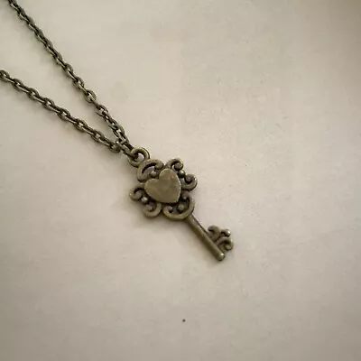 Skeleton Key Pendant Necklace Bronze Vintage Style Heart • $14.75