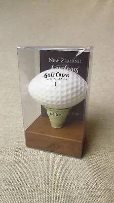 £28.50 • Buy Vinatge New Zealand Golf Cross Mounted Ball & Tee Display Set