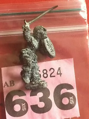 £5 • Buy Metal C10 Armoured Half Orc Fighter 84-21 Citadel Warhammer Games Workshop