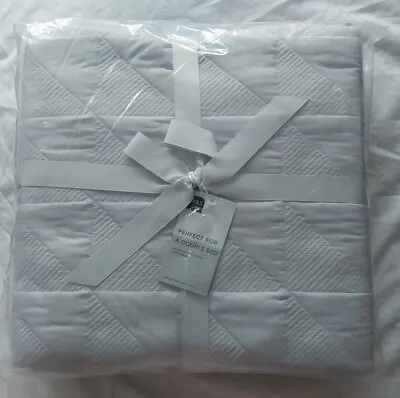 Bnwt M&s Double  Throws • £35.70