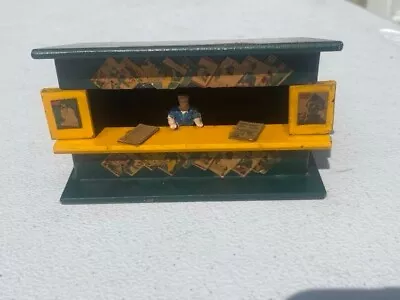 American Flyer Gilbert Mini Craft  News Stand  Vintage 1952 Nice Condition !! • $25