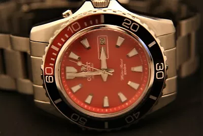 Stunning Orient Men's Vintage 1990's MAKO DIVER 21J Red Dial SS Wristwatch • $325