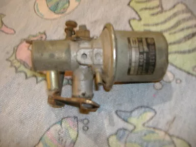 VW Bus Smog Pump Port 73 - 74 Yr    021131604    (154) • $30