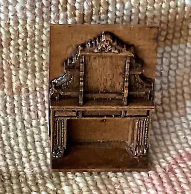 Dollhouse Miniatures 1/4 Inch Scale Artisan Resin Fireplace Hearth 1634 • $12.95