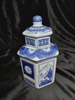 Vintage Chinoiserie Blue And White Siheyuan Hexagon Tea Caddy Ginger Jar 7  EUC • $29.95