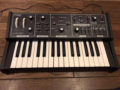 $3961.43 • Buy Moog Rogue Analog Synthesizer