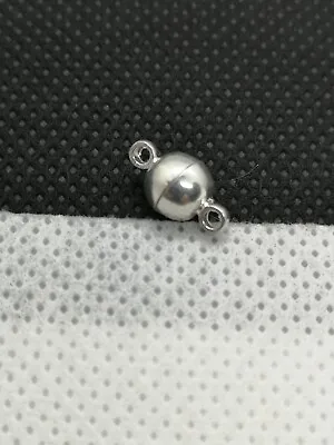 £3.05 • Buy 5 Magnetic Clasps, Round, Silver, 11.5mm X 6mm, 1.5mm Thread Hole (MC 12)