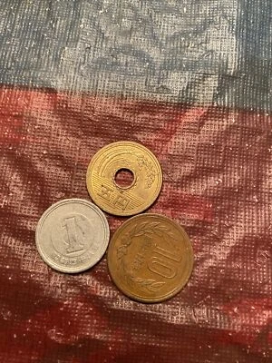 $1.23 • Buy 3 Japan Coins