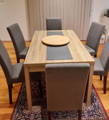 $800 • Buy 6 Seater Dining Suite & Table