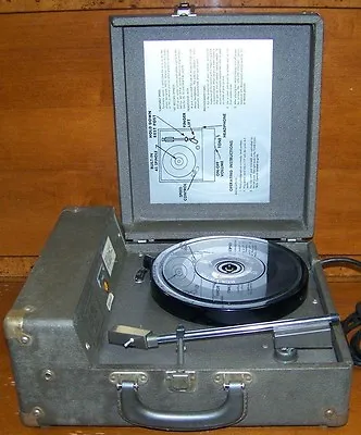 Vintage  The Voice Of Music  (Model 270-0) Portable Record Player Turntable READ • $135