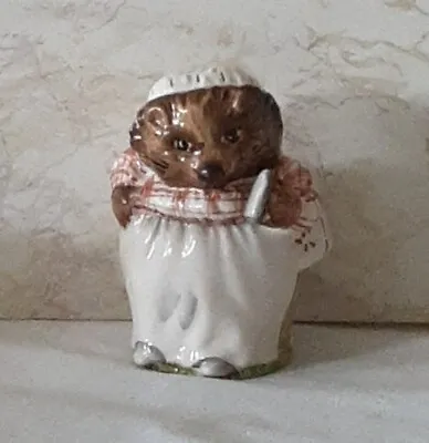 Royal Doulton BEATRIX POTTER Mrs. Tiggy Winkle Figurine England F. Warne 1948 • $20.50