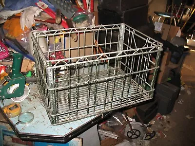 VTG LARGE METAL WIRE MILK CRATE 18 X 12 X 11 ROBERTS DY CO 2-70 1970 CABIN FARM • $42.50