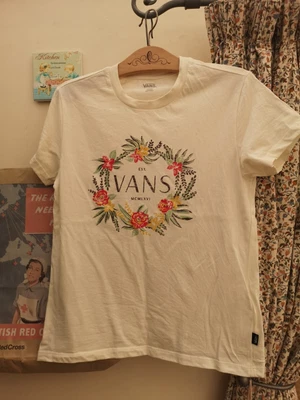 £12.24 • Buy 'VANS' Cream T Shirt UK SIZE SMALL EX Condition Floral Pretty Worn Once 