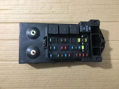 $94.95 • Buy 2001 Ford Excursion F250 F350 Super Duty Fuse Box Relay Panel 1c7t-14a067-ad Oem