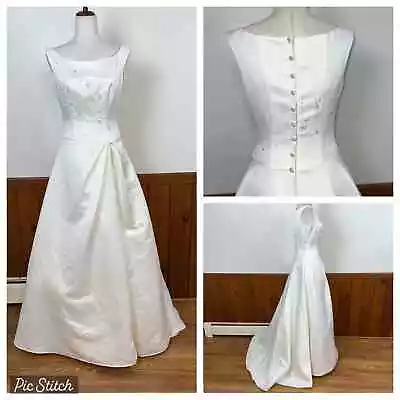 Gorgeous Vintage Y2K Dizzie Lizzie Couture Wedding Gown! • $89