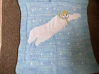 Pre-loved Snowman Hand Knitted Baby Moses/ Crib Blanket • £4