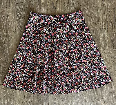 REVIEW Floral Pleated Skirt • $18