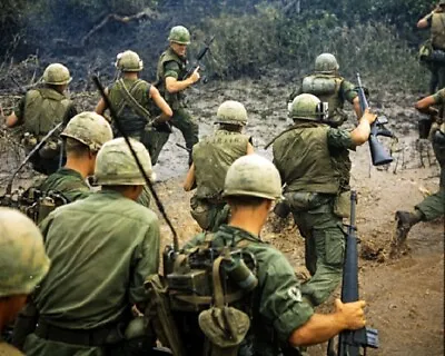 U.S. Infantry Crossing My Tho River 8x10 Vietnam War Photo 668 • $7.43