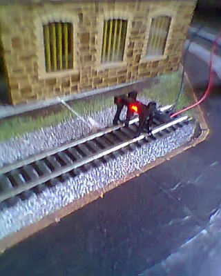 Hornby 00 Buffer Stop With Blinking Red Led Light Dcc & Dc Train Track Layouts • £6.50