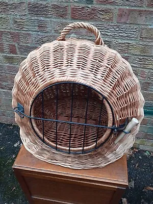 £15 • Buy Cat Wicker Basket/carrier