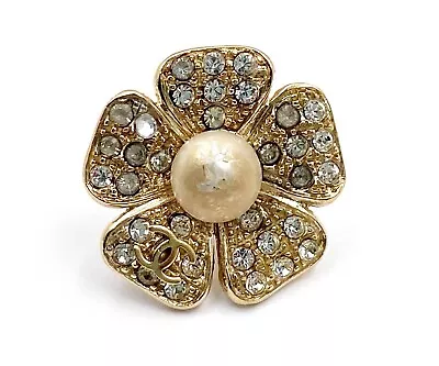 Chanel Vintage Classic Gold Plated CC Flower Pearl Crystal Pin • $540