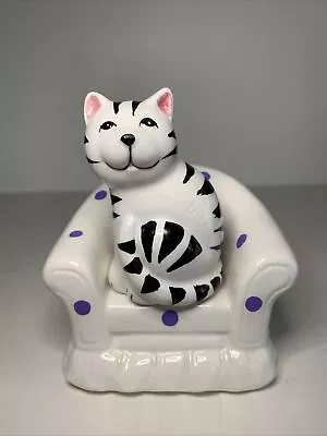 Smiling Cat On An Overstuffed Chair Ceramic Salt & Pepper Shakers Set Vintage • $13.45