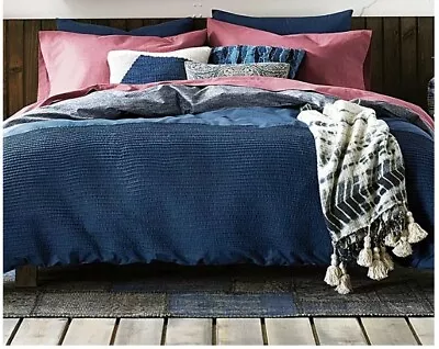 Tommy Hilfiger Hilfiger Blues Vintage Pleated Reversible 3-Pc. King Comforter Se • $199.99