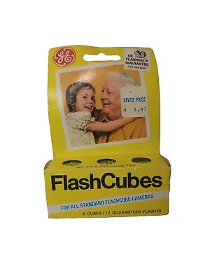 Vintage GE Flash Cubes 3 Pack General Electric NEW OLD STOCK Made In USA • $7.95