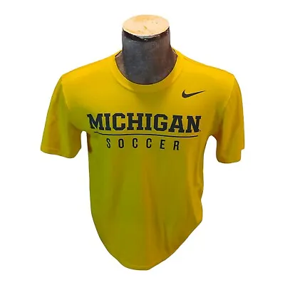 University Of Michigan Wolverine Soccer Nike Dri Fit T-Shirt Men’s  Medium Maize • $16.93