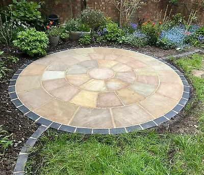 Raj Green Sandstone Circle 3 Meter Diameter | Natural Indian Paving Patio Stone • £2.50