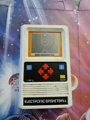 ITS Back The Classic ELECTRONIC BASKETBALL Handheld Game Retro WORKS • $9.99