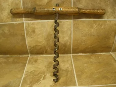 Vintage Antique T Handle Hand Drill   7/8   Wood Auger -  Barn Beam • $15