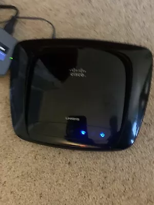 Linksys WRT160N 300 Mbps 10/100 Wireless N Router • £7