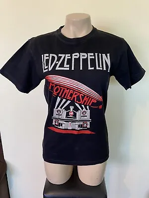 Led Zeppelin - Mothership Tee - S • $22.50