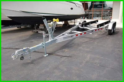 2024 Venture Trailers Aluminum Tandem Axle Bunk VATB-6425 Fits 23-25ft Boats • $5850
