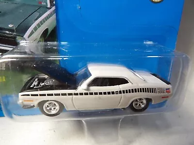 1970 Plymouth Aar 'cuda      2000 Johnny Lightning High Performance Mopar   1:64 • $9.99