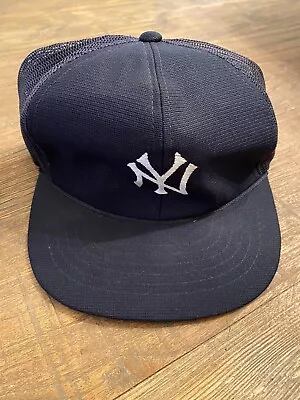 Vintage New York Yankees Baseball MLB Yupoong Trucker Hat Cap One Size VTG EUC • $24.97