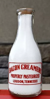 MINT Bacon Creamery Red Pyro Quart Milk Bottle LOUDON TENNESSEE TN • $79.99