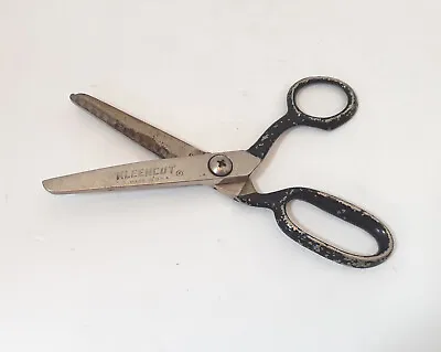 Vintage KLEENCUT Pinking Shears Sewing Craft Scissors Black Handles  USA • $9.99