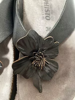 Mephisto Sz 36 Violette Leather Thong Sandals Flower Cork Footbed Black US 6 • $42