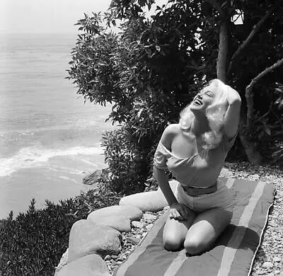 Actress Mamie Van Doren Poses At Home In LA 1956 OLD PHOTO 11 • $9