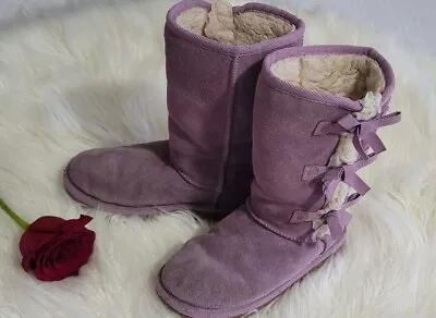 Ugg Girls Winter Boots Sz 1 Lavender Dusk • $14.99